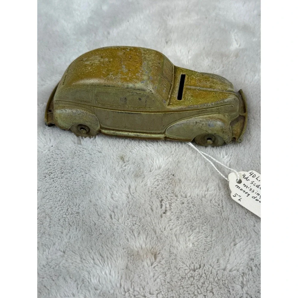 Vintage 1940 Lincoln 4-Door Sedan Diecast Metal Coin Bank Gold Tone 5 Inch - Picture 1 of 6